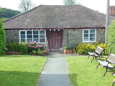 Eastnor Pottery Herefordshire