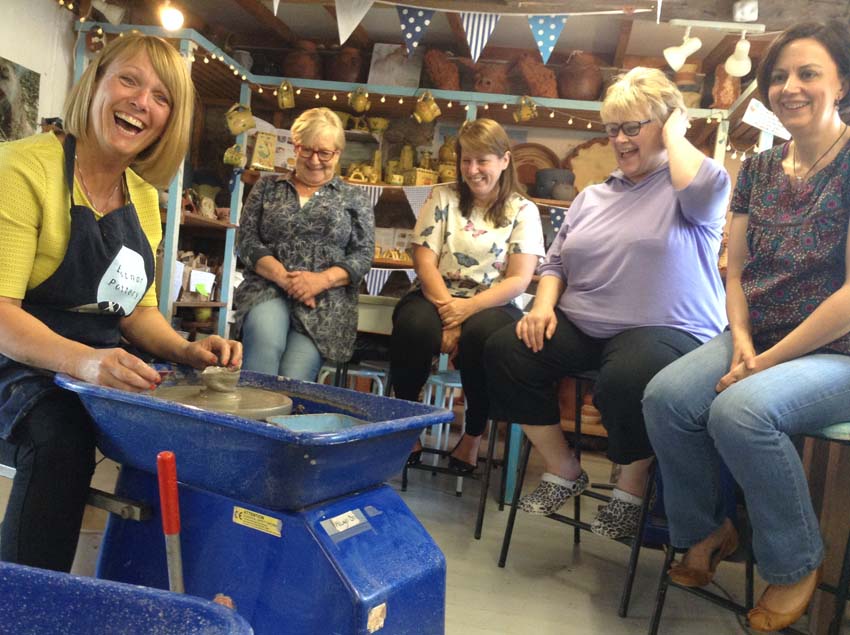 creative team building activity for business and organisations